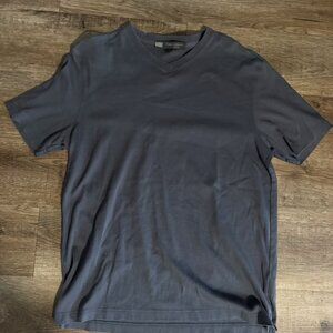 Robert Barakett Tee - Short Sleeve Shirt Medium